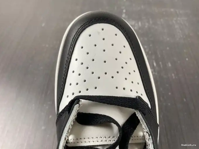 One Kick (2023) High White Retro Black Jordan 85 1 BQ4422-001 0520